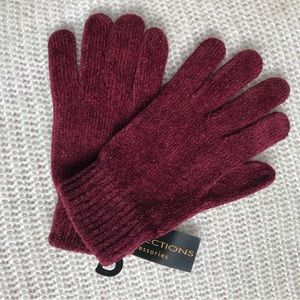 Burgundy chenille gloves